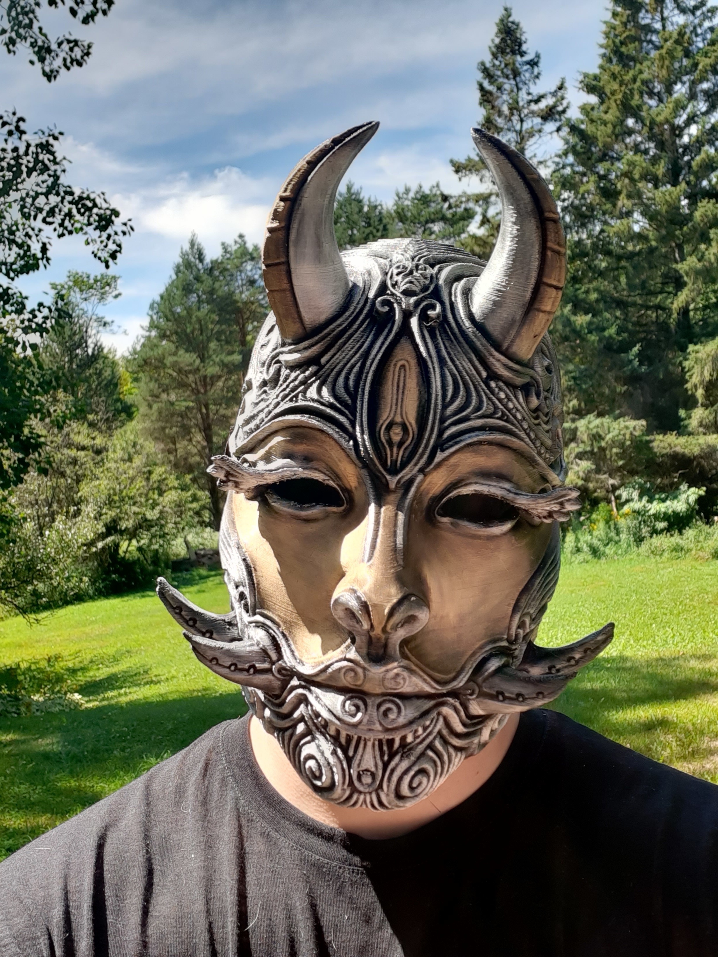 STL file female oni mask・3D print design to download・Cults